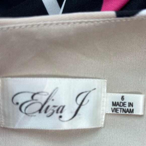 Eliza J 6 Contemporary Workwear Fitted Striped Knee Length Dress in Pink n Black - Picture 6 of 9